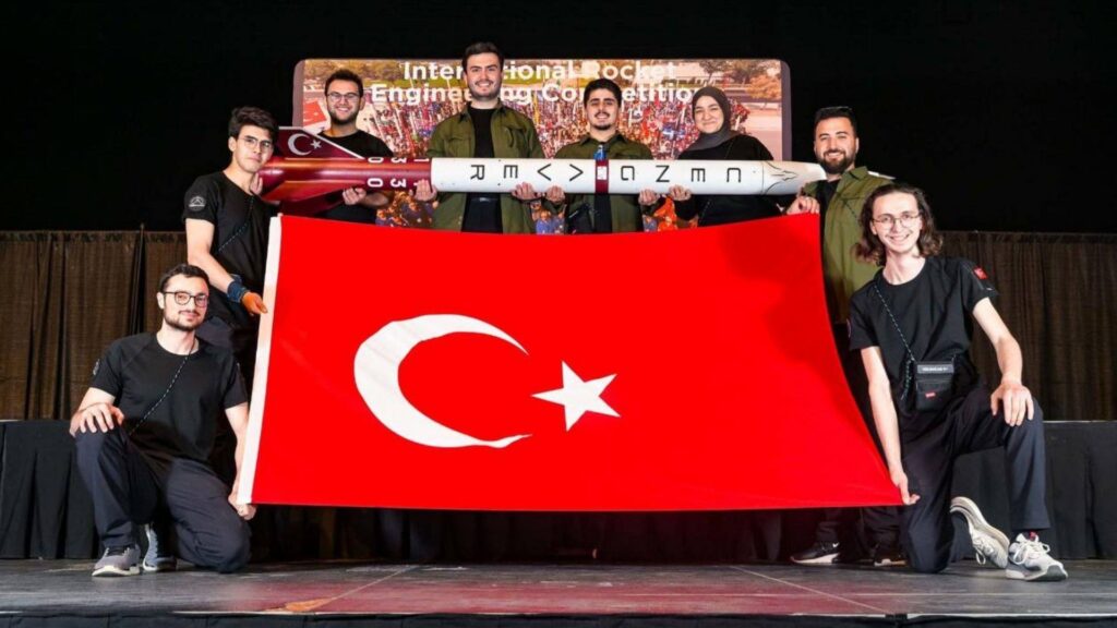 TÜRK ROKET TAKIMINA ABD’DE ÖDÜL